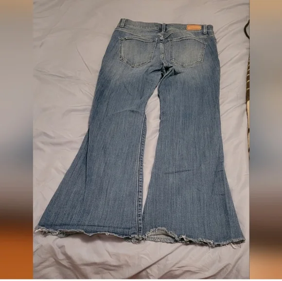 Express High Rise Bell Flare Denim Jeans 8 R - Picture 3 of 3